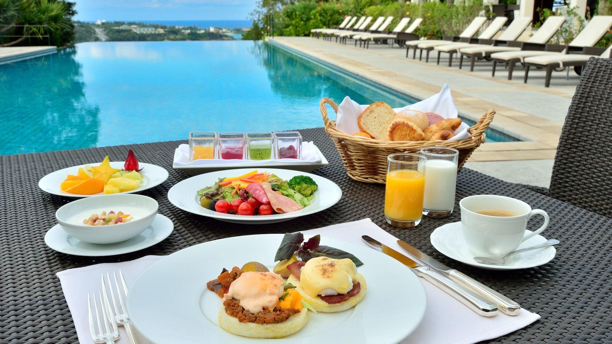 Hotel The Atta Terrace Club Towers (Adults Only) Onna Exterior foto